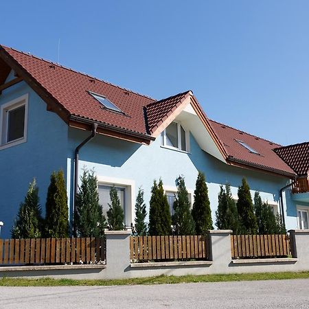Apartmanovy Dom River Blatnica Екстер'єр фото