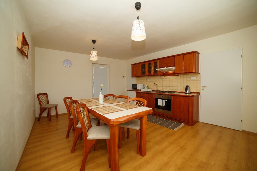 Apartmanovy Dom River Blatnica Екстер'єр фото