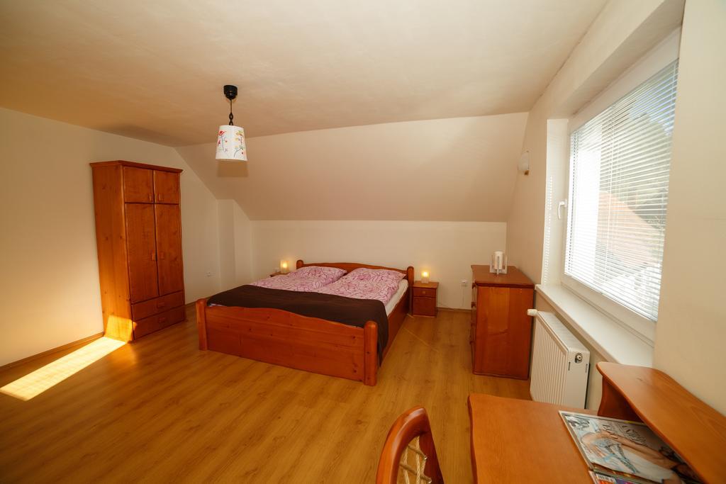 Apartmanovy Dom River Blatnica Екстер'єр фото